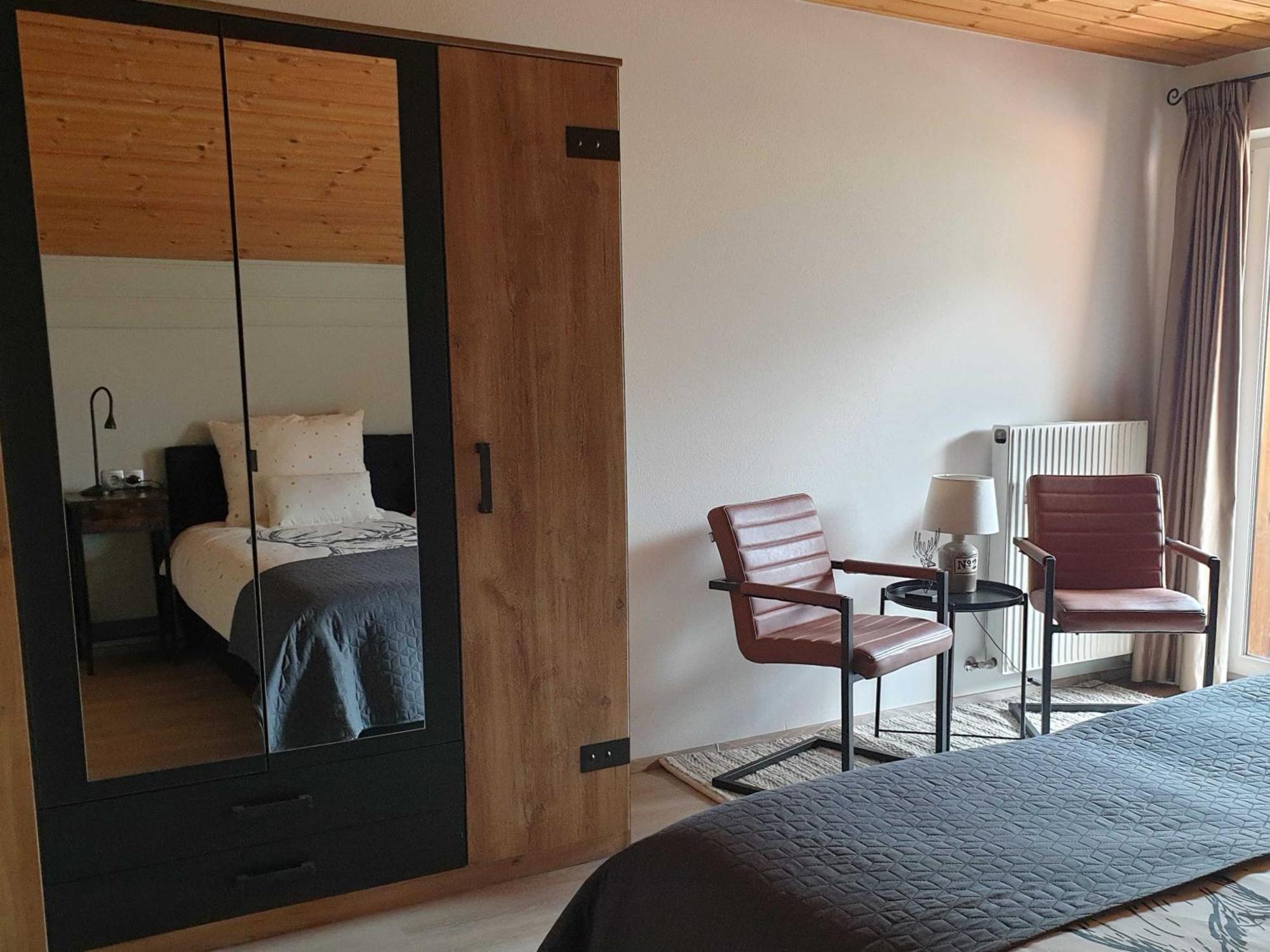 Haus Anna Ein Haus Mit Herz 弗利斯 客房 照片